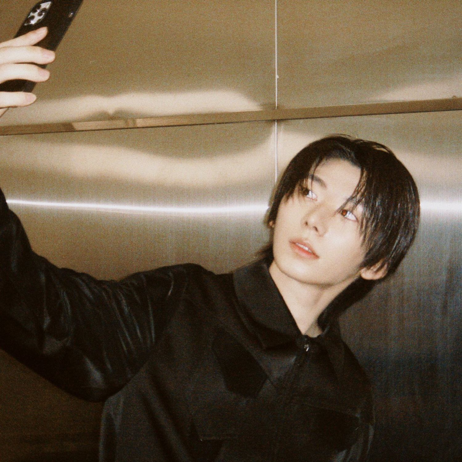 A moment captured by Park Han (AHOF)'s fan