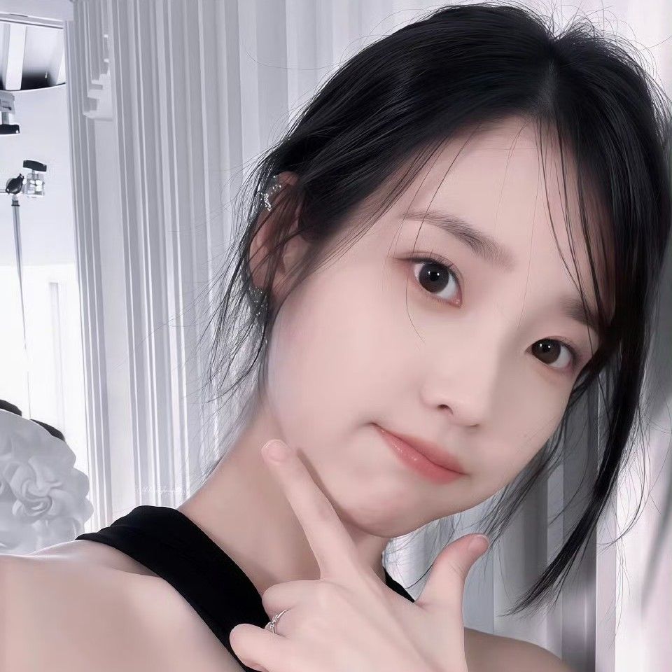 Momen yang diabadikan oleh penggemar IU