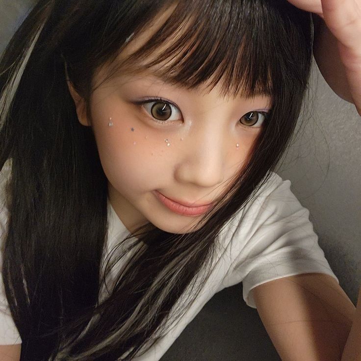 Behind-the-scenes cut of Wonhee (ILLIT)