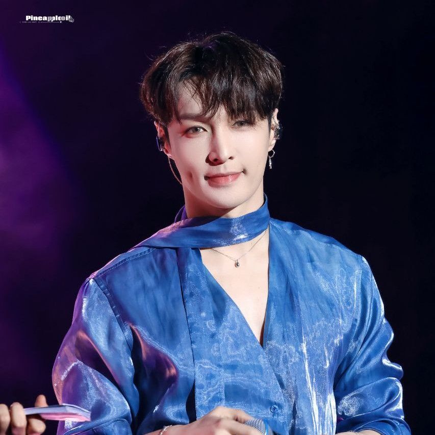 Momen yang diabadikan oleh penggemar Lay (EXO)