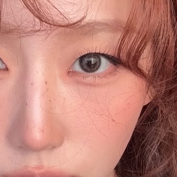 A moment captured by Jeong Yein (Lovelyz)'s fan