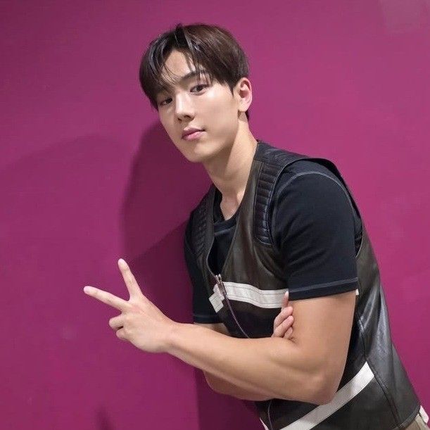 Shownu (MONSTA X)的最新活動照片