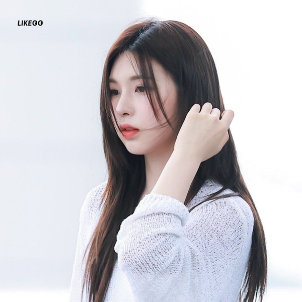 Popular profile image of BAE (NMIXX) selected by votes