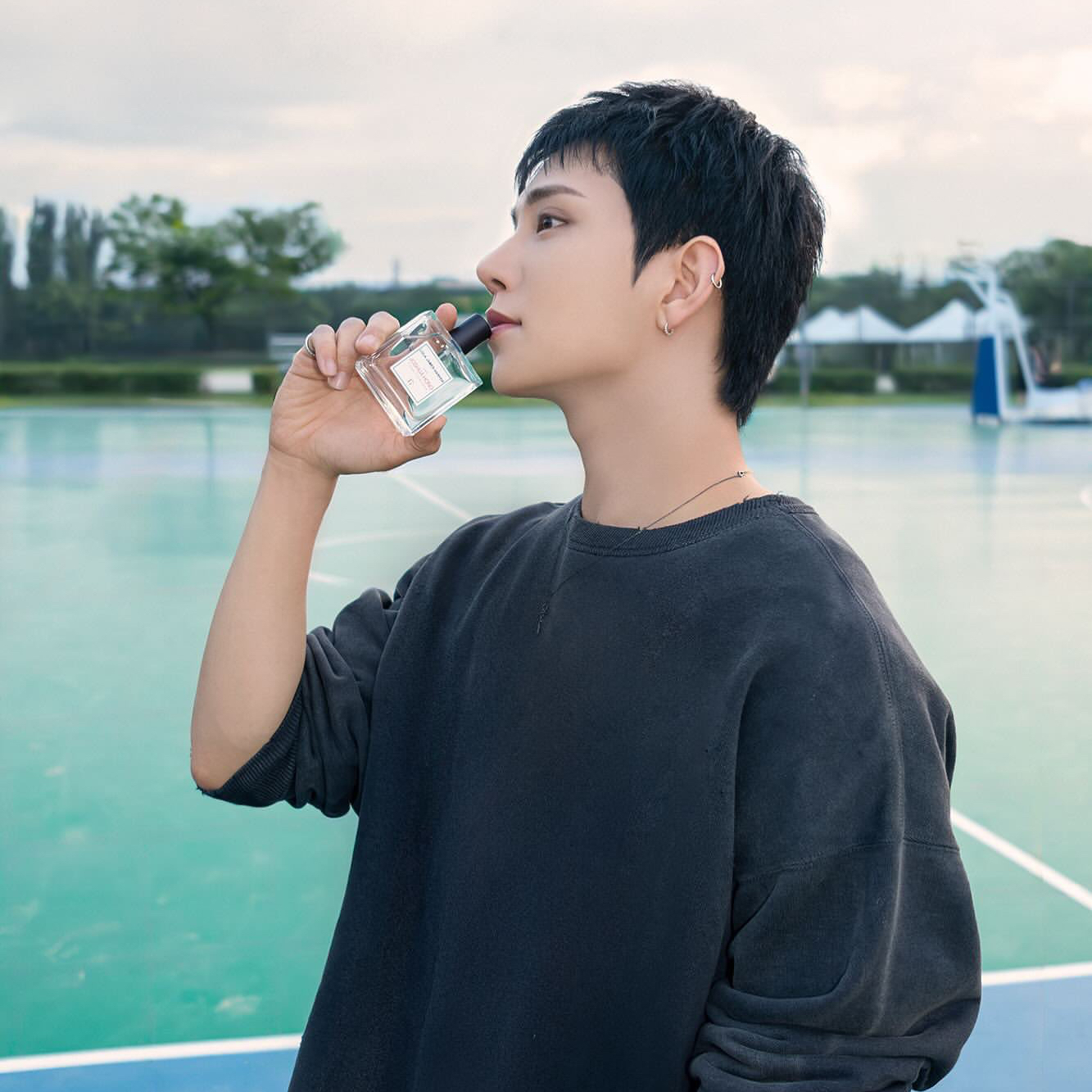 Behind-the-scenes cut of Joshua (SEVENTEEN)