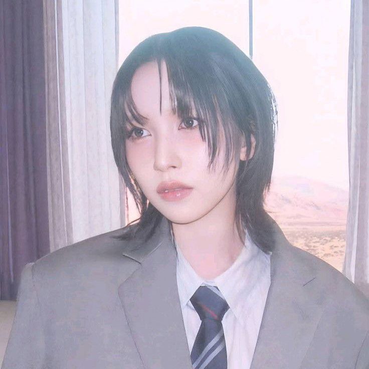 Mina (TWICE)的最新照片