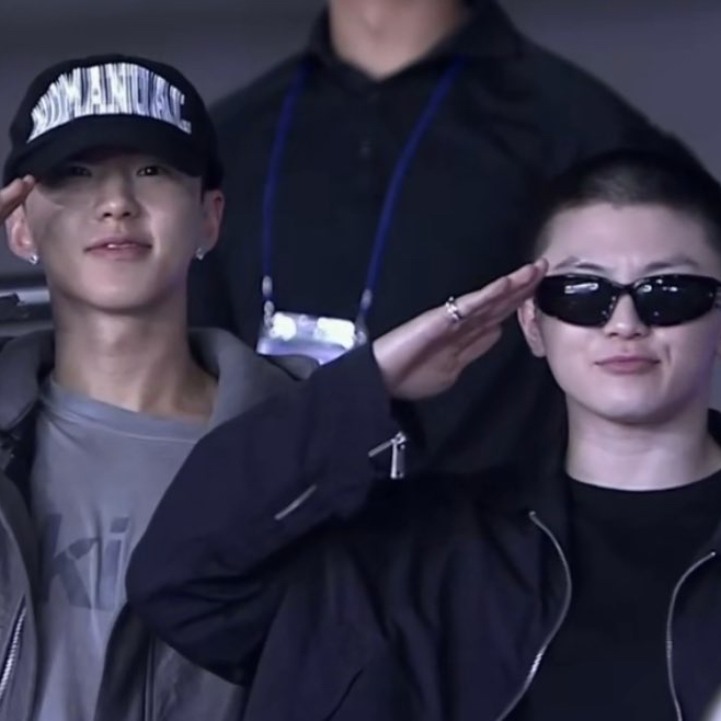 A moment captured by Woozi (SEVENTEEN)'s fan