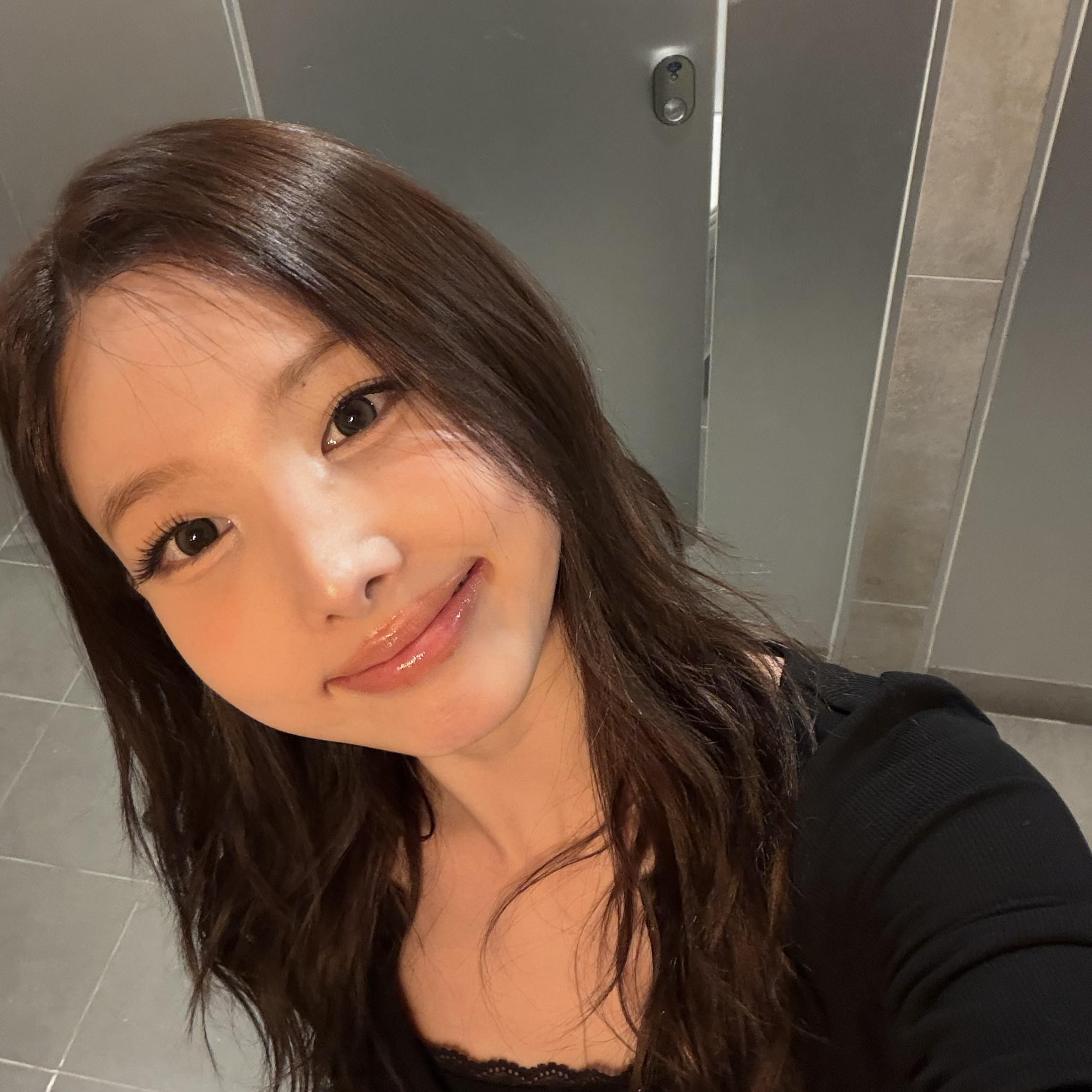 ナヨン (TWICE)の最新写真