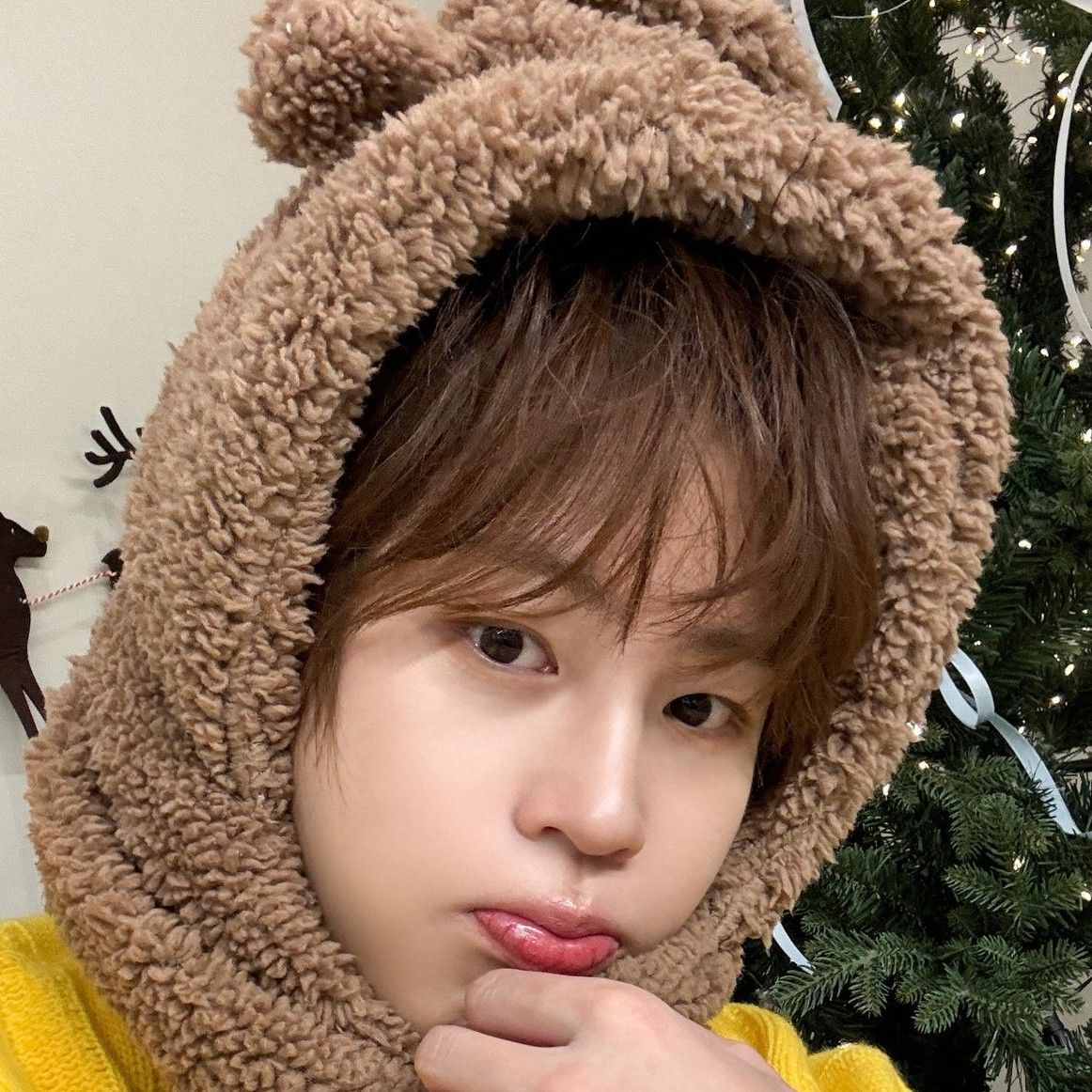 Behind-the-scenes cut of Ha Sungwoon