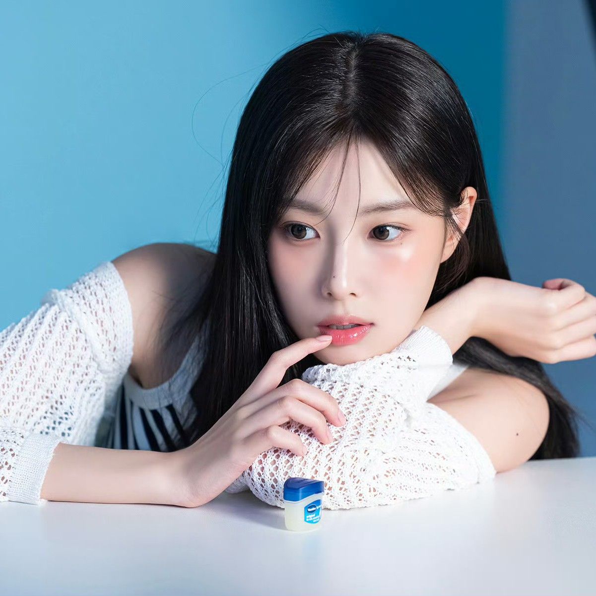 Latest photo of Kang Hyewon