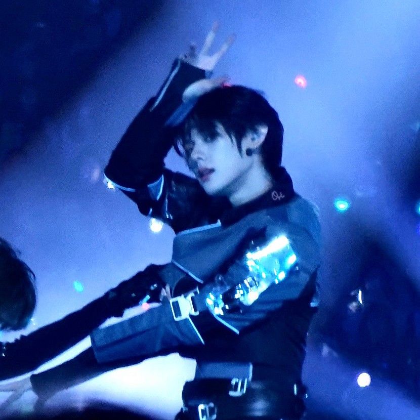 A moment captured by Nicholas (SMTR25)'s fan