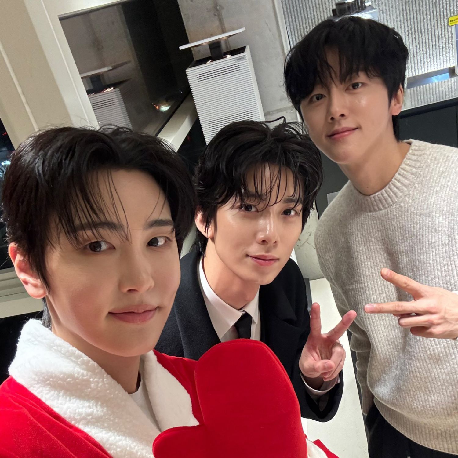 A moment captured by SF9's fan