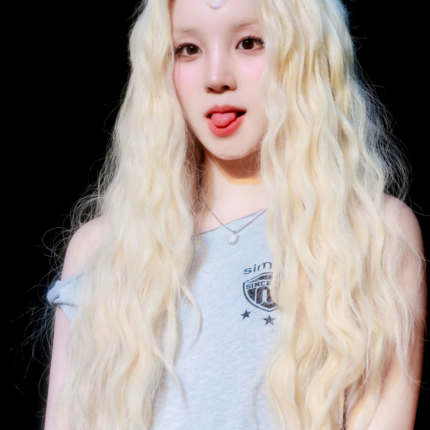 Latest photo of Yuqi (i-dle)