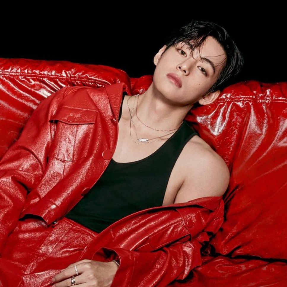 A moment captured by V (BTS)'s fan