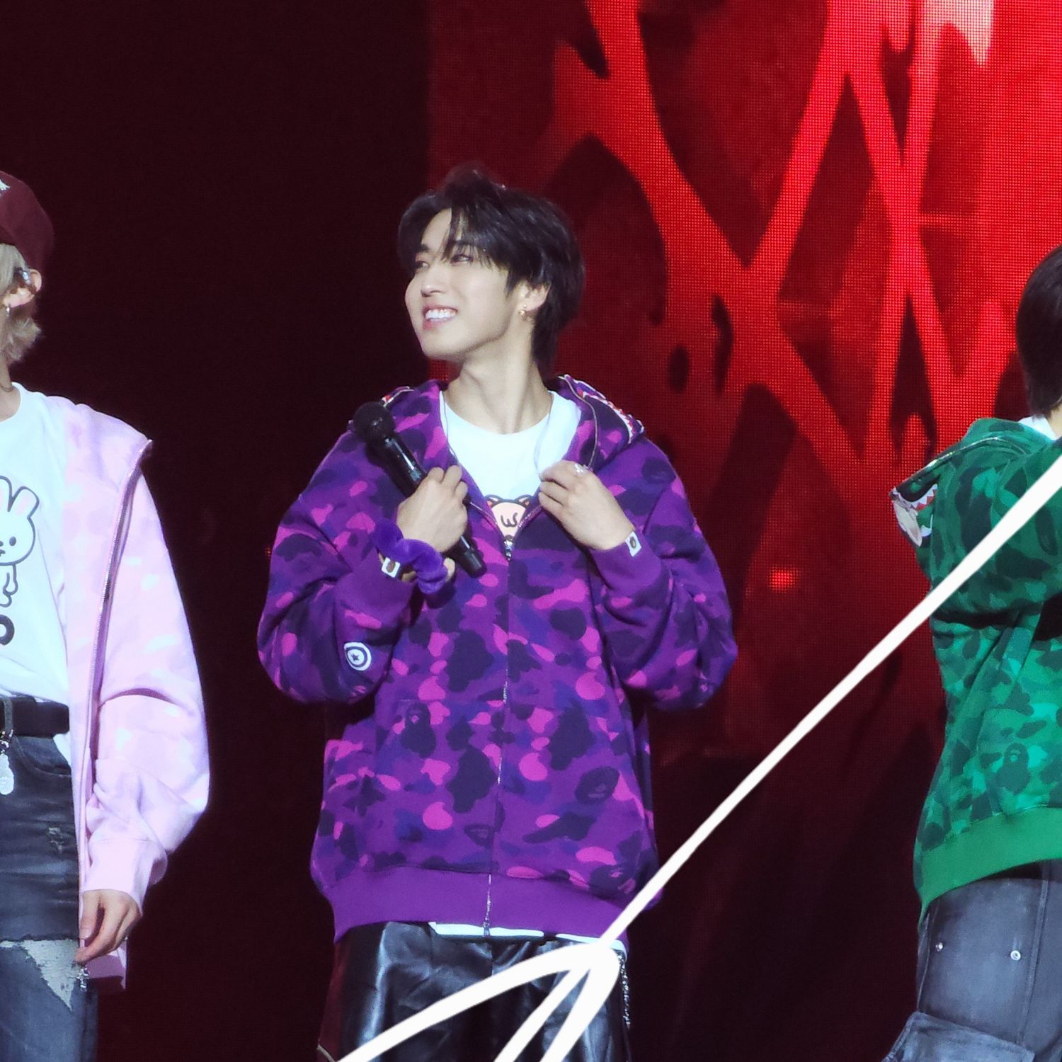 Latest photo of HAN (Stray Kids)