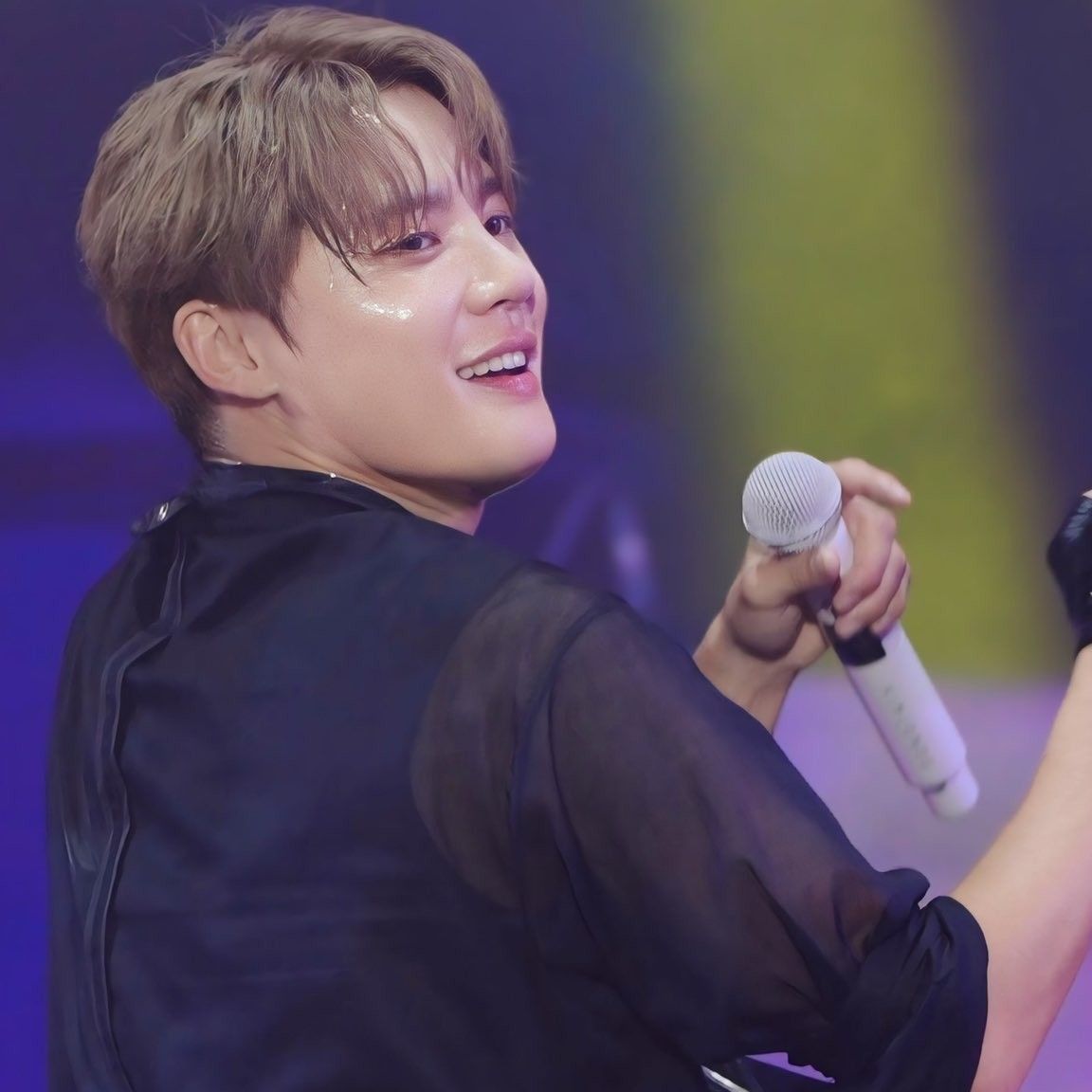 Behind-the-scenes cut of Kim Junsu (JX)