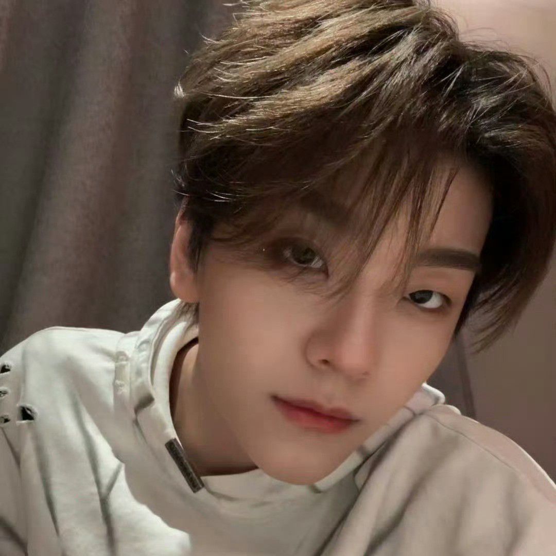 Recent activity shot of He Xinlong (ALPHA DRIVE ONE)