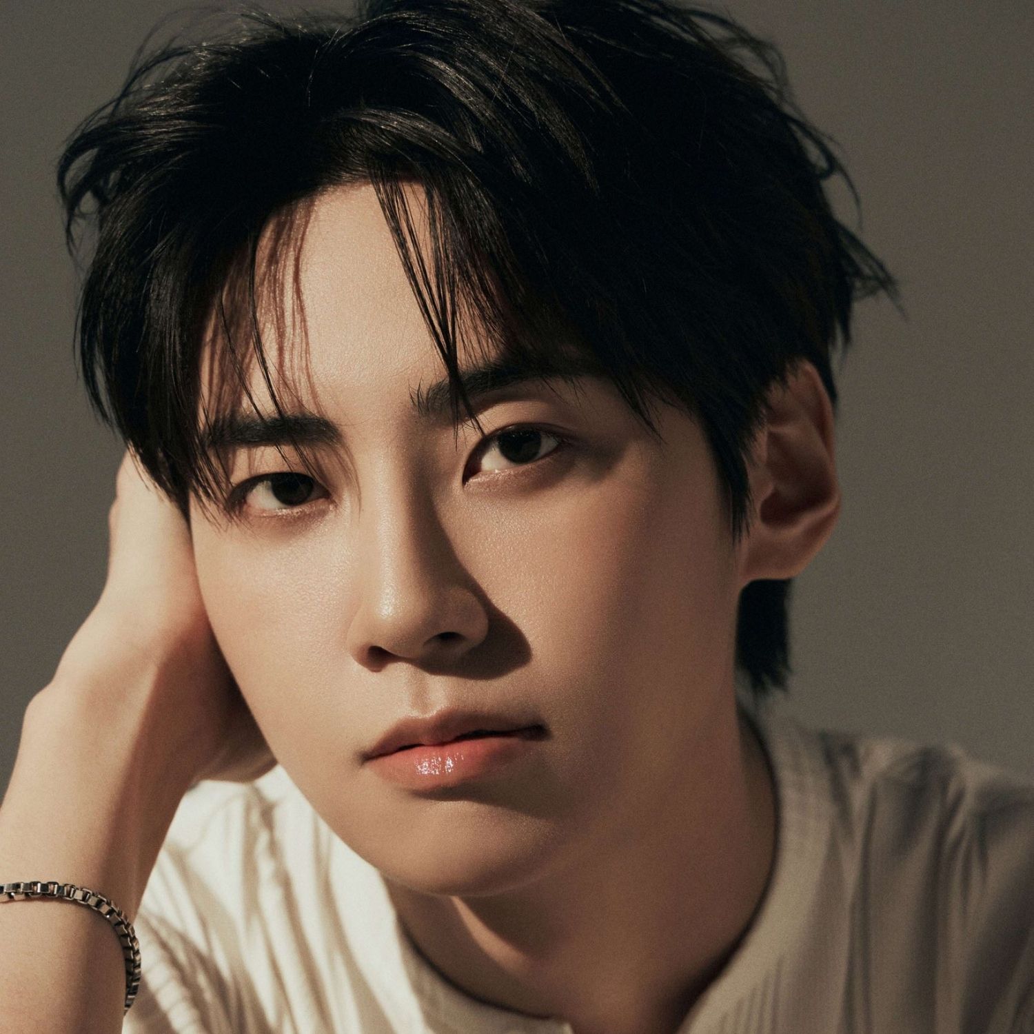A moment captured by Lee Jinhyuk's fan