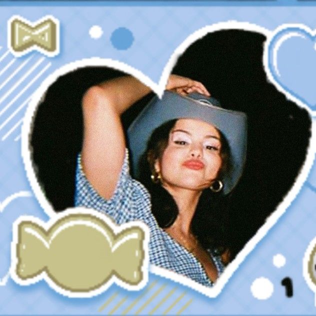Latest photo of Selena Gomez