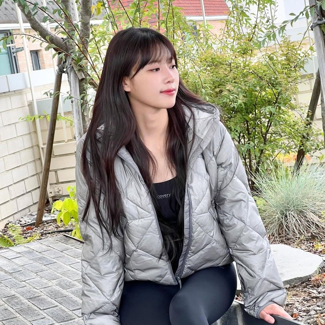 A moment captured by Lee Miju (Lovelyz)'s fan
