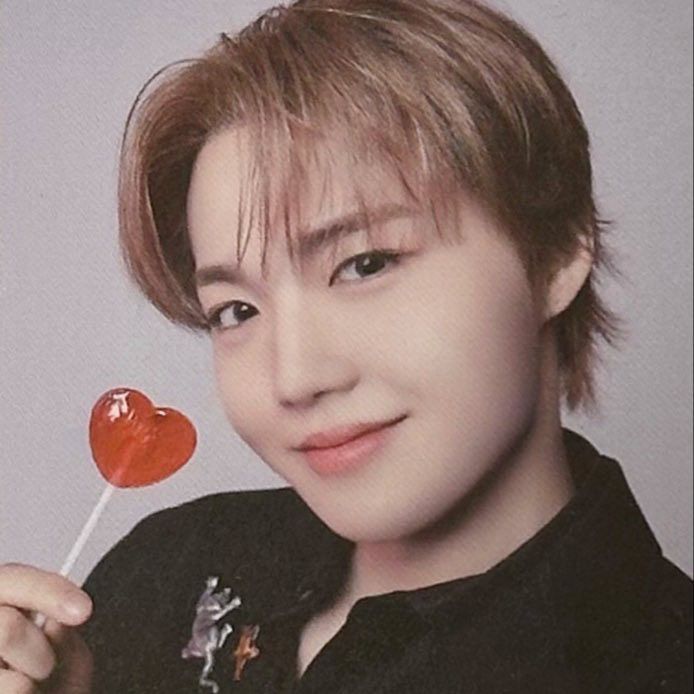 A moment captured by Doyoung (TREASURE)'s fan