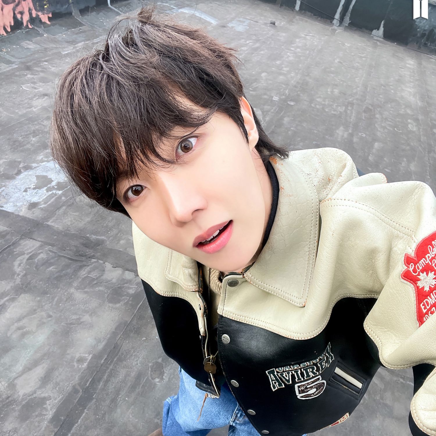 제이홉 (방탄소년단)의 최신 사진