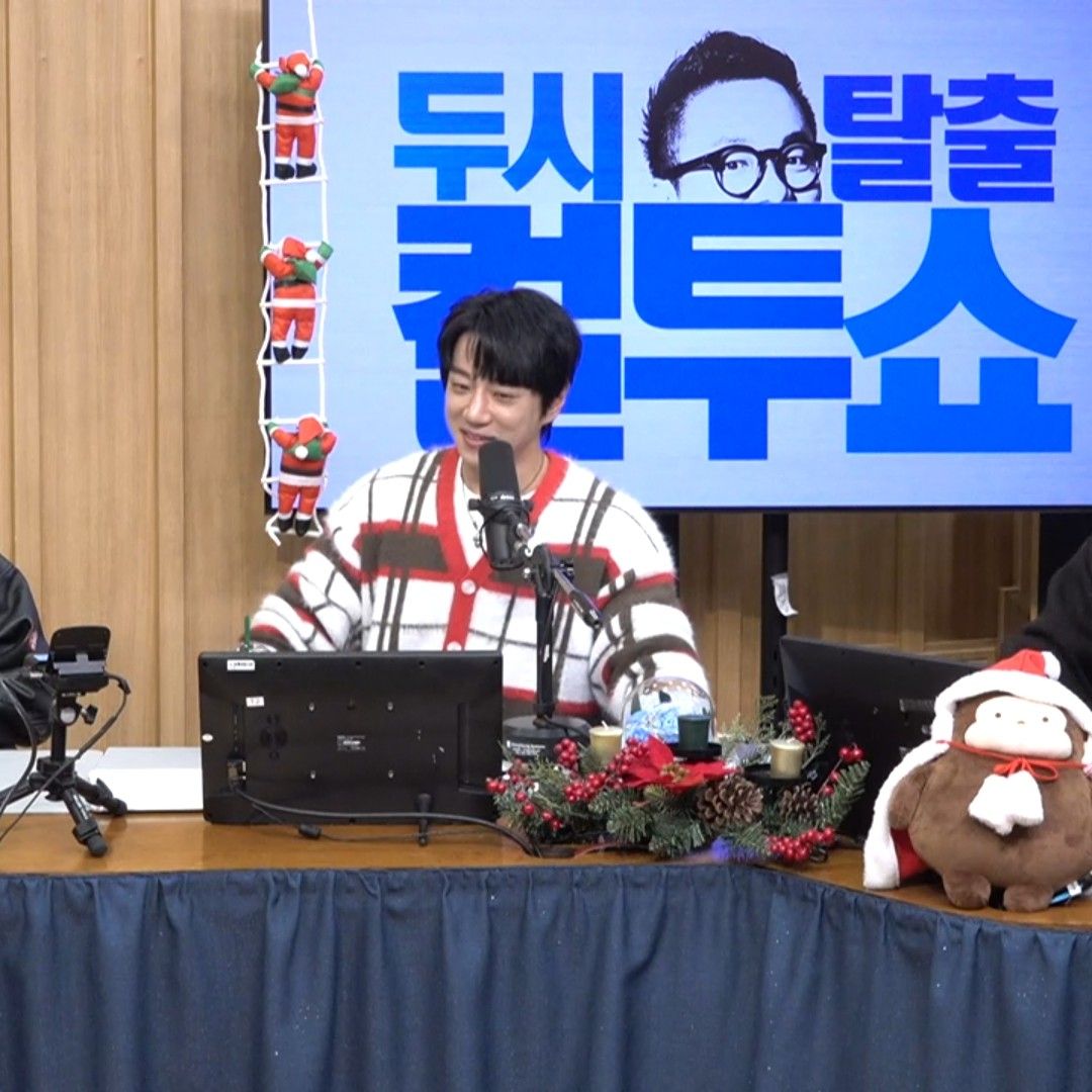 Behind-the-scenes cut of Hwang Chiyeol