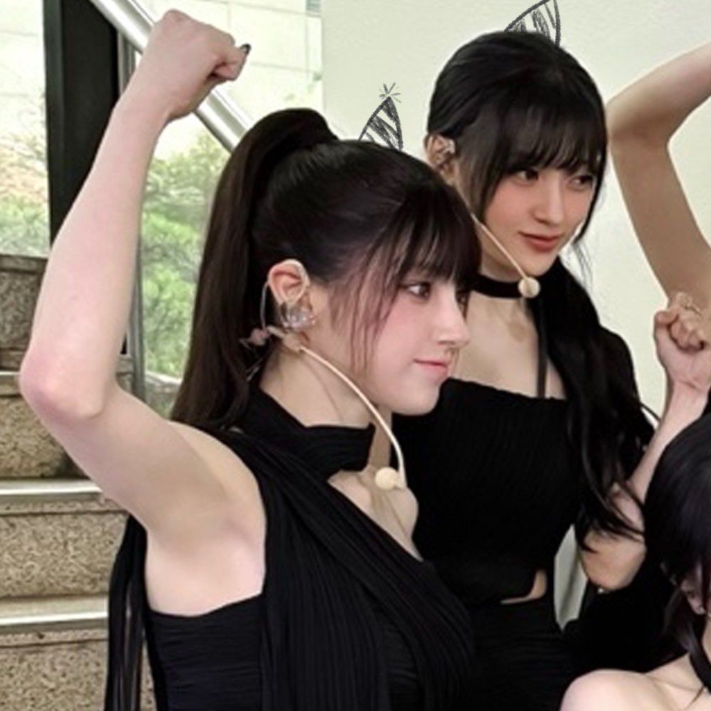 Behind-the-scenes cut of HeeJin (ARTMS)
