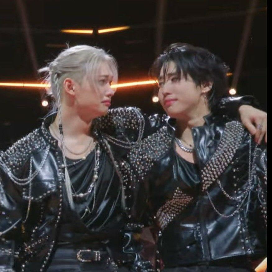 Latest photo of Felix (Stray Kids)