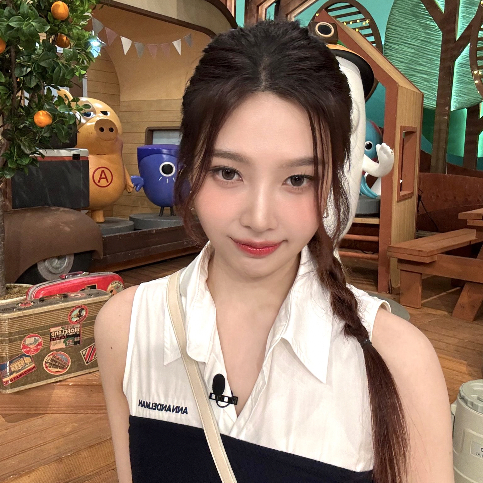 Behind-the-scenes cut of Joy (Red Velvet)