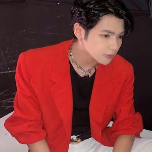 キム (HORI7ON)の舞台裏ショット