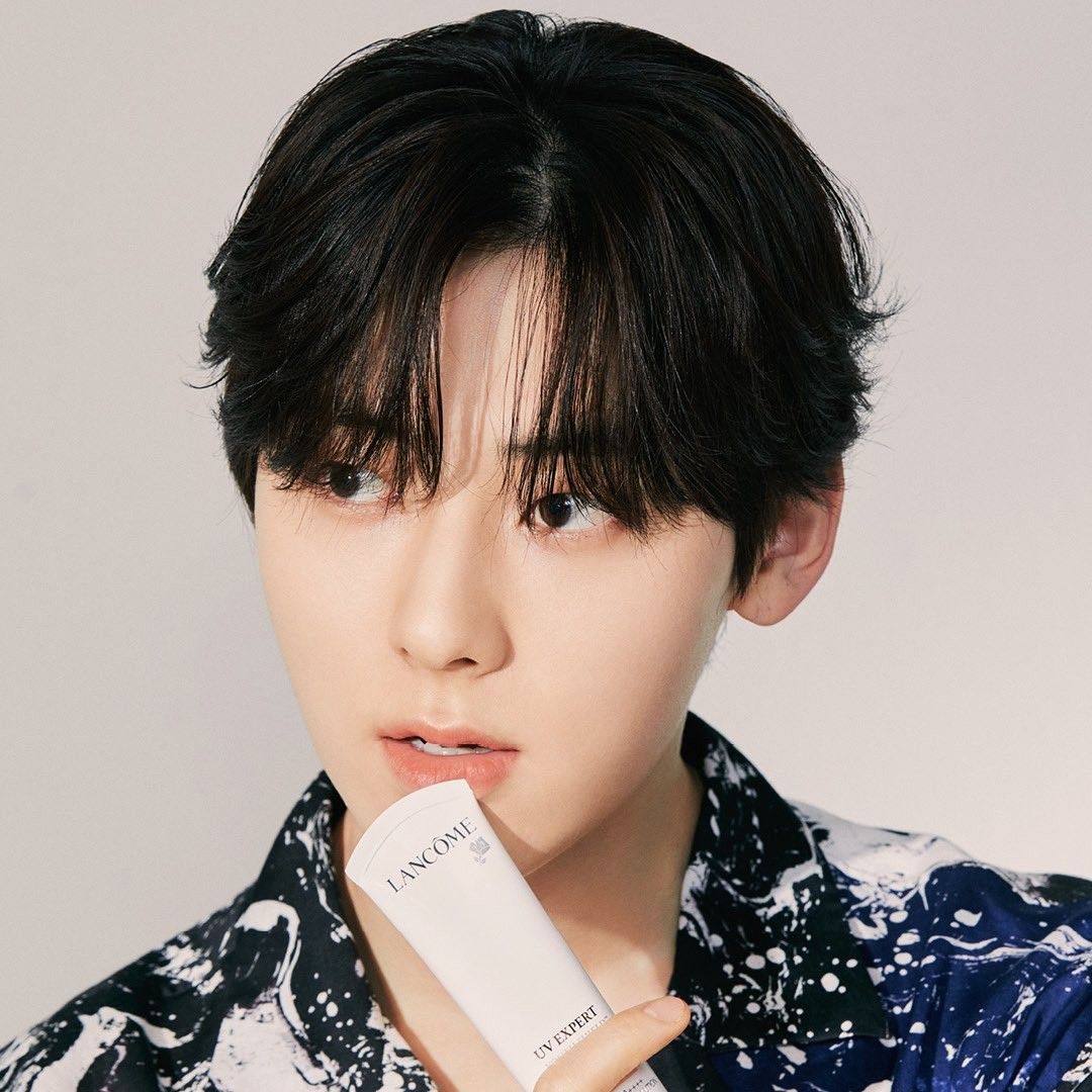 Recent activity shot of Hwang Minhyun