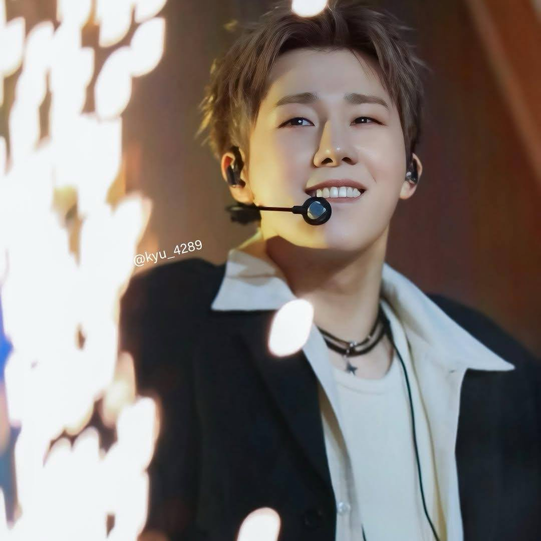 Recent activity shot of Sungkyu (INFINITE)