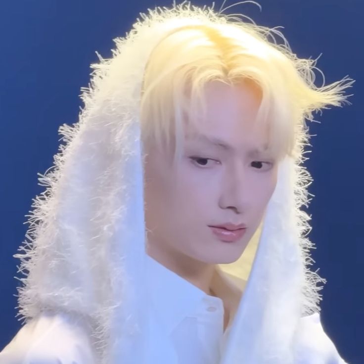 Behind-the-scenes cut of Jun (SEVENTEEN)