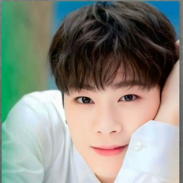 A moment captured by Moonbin (ASTRO)'s fan