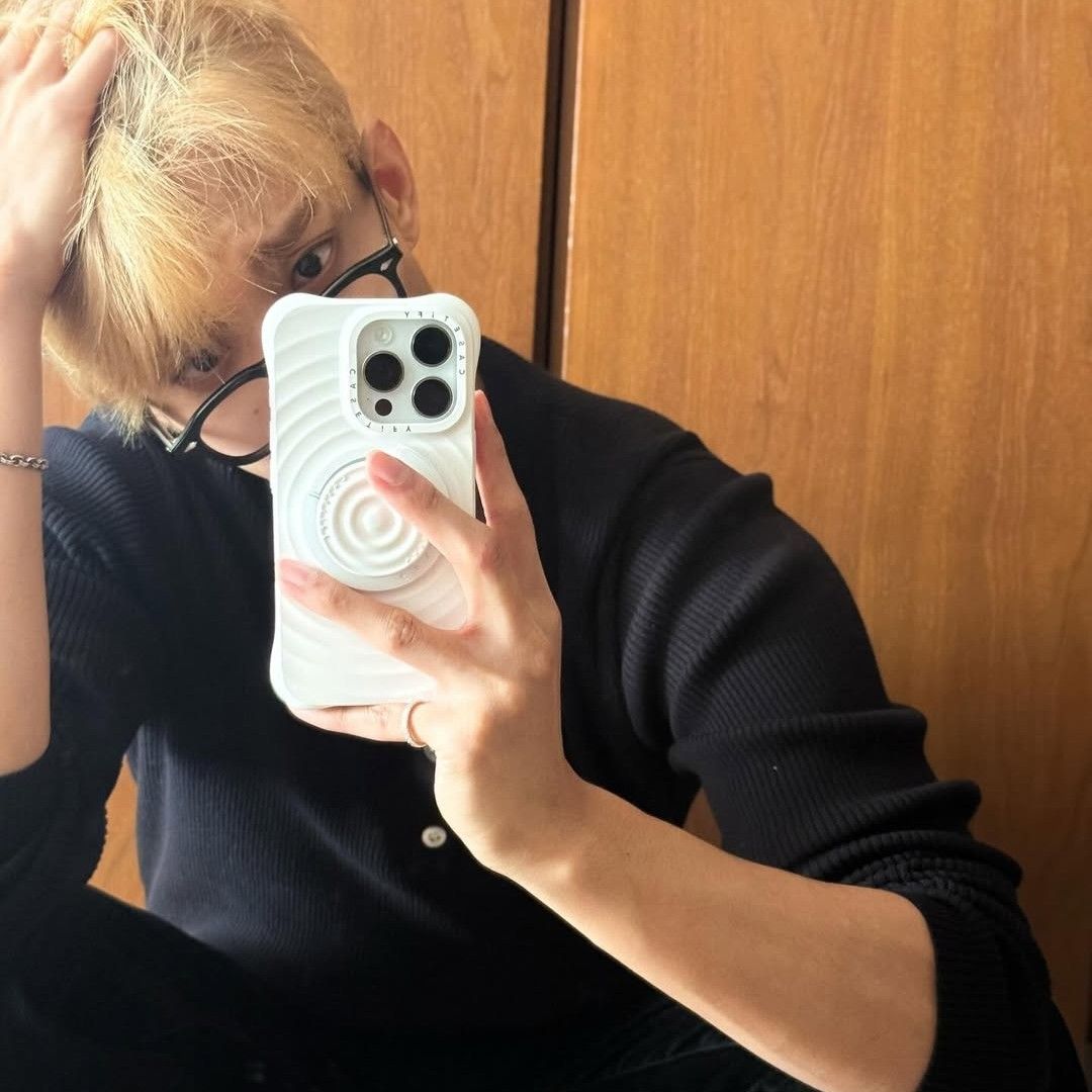 Latest photo of DK (SEVENTEEN)