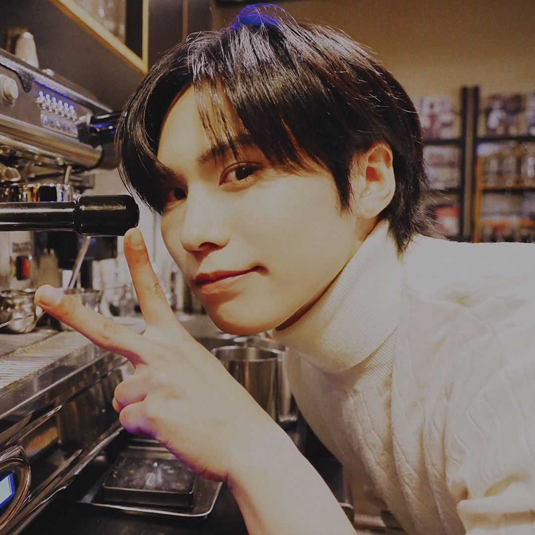 아스트로 최근 활동샷