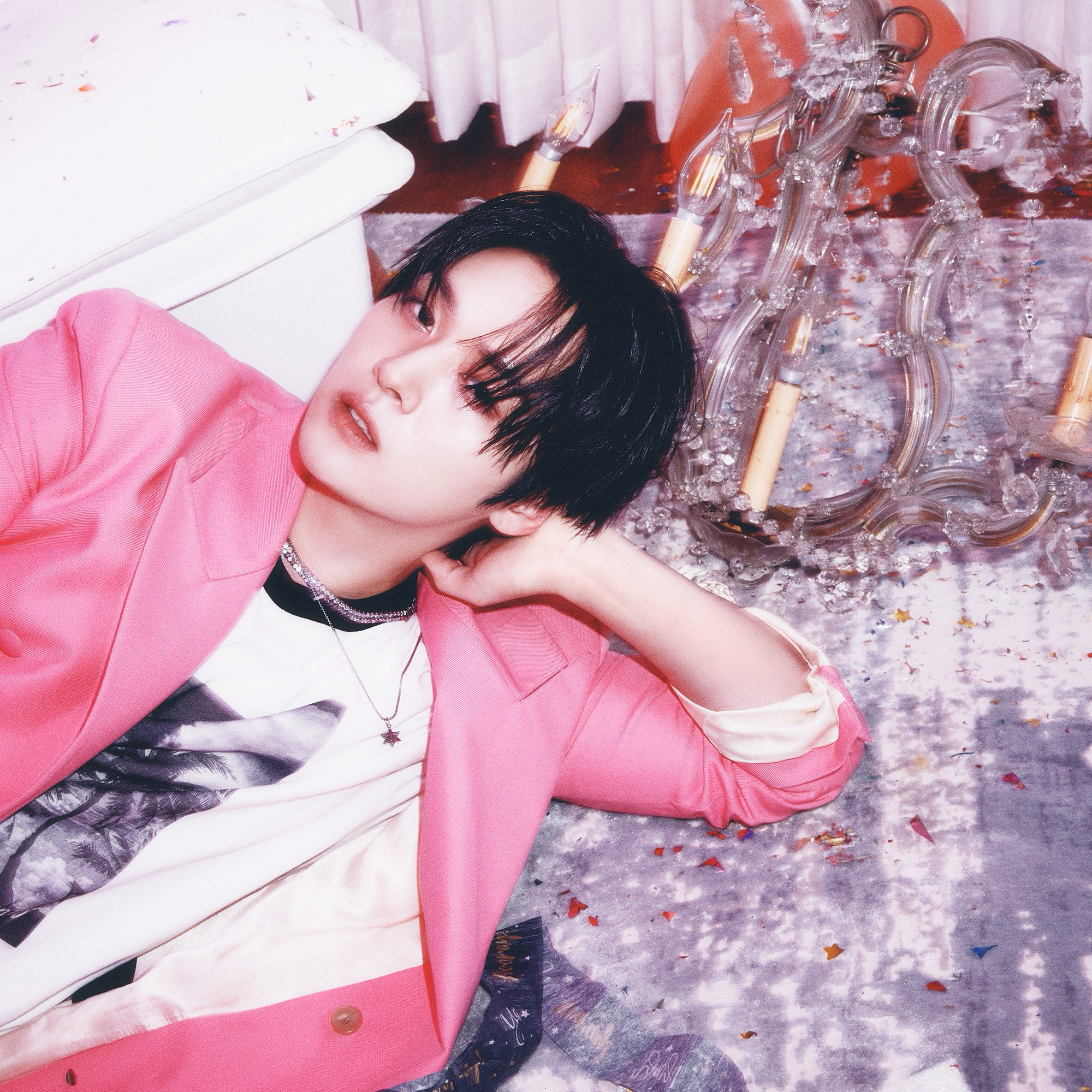 Lee Know (Stray Kids)的幕后花絮