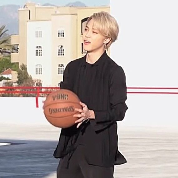 Foto aktivitas terbaru Jimin (BTS)