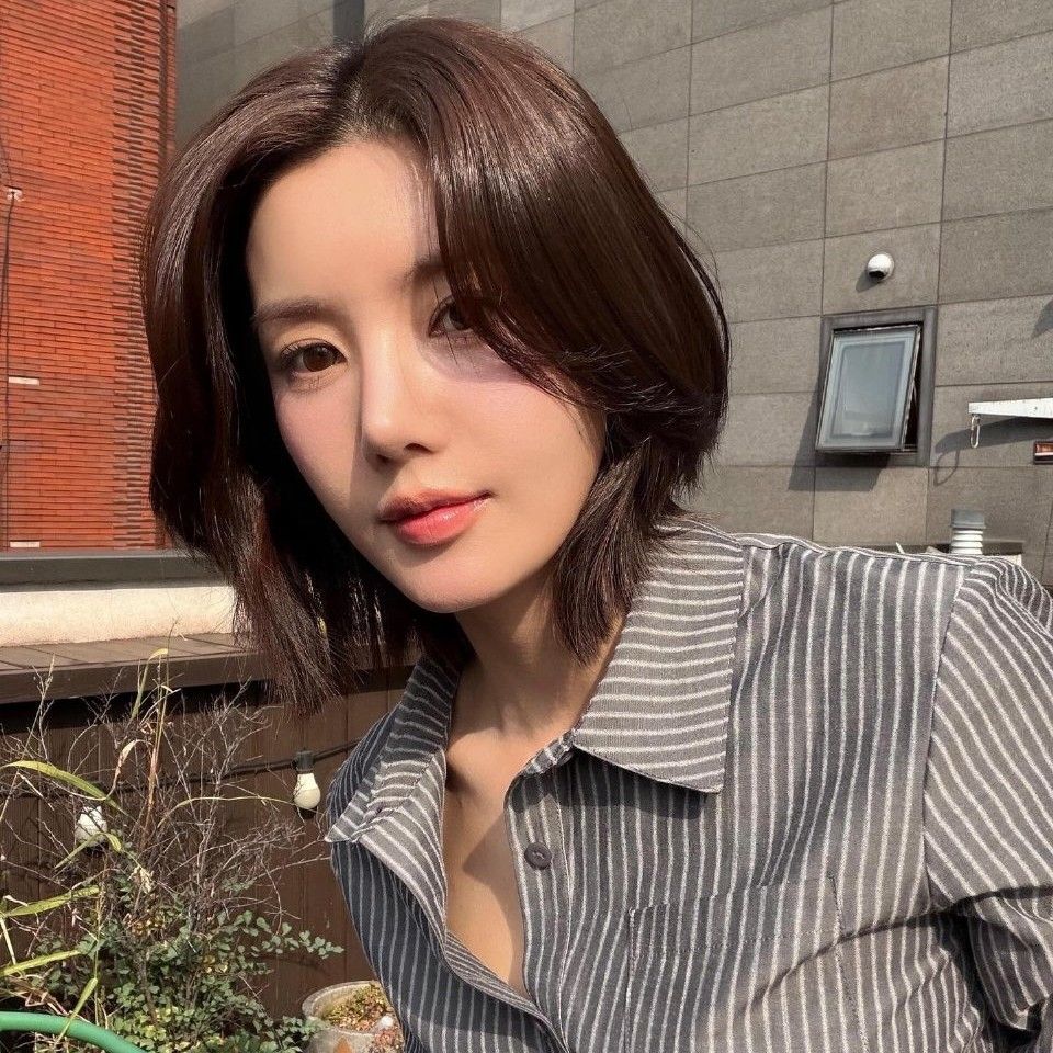 Behind-the-scenes cut of Kwon Eunbi