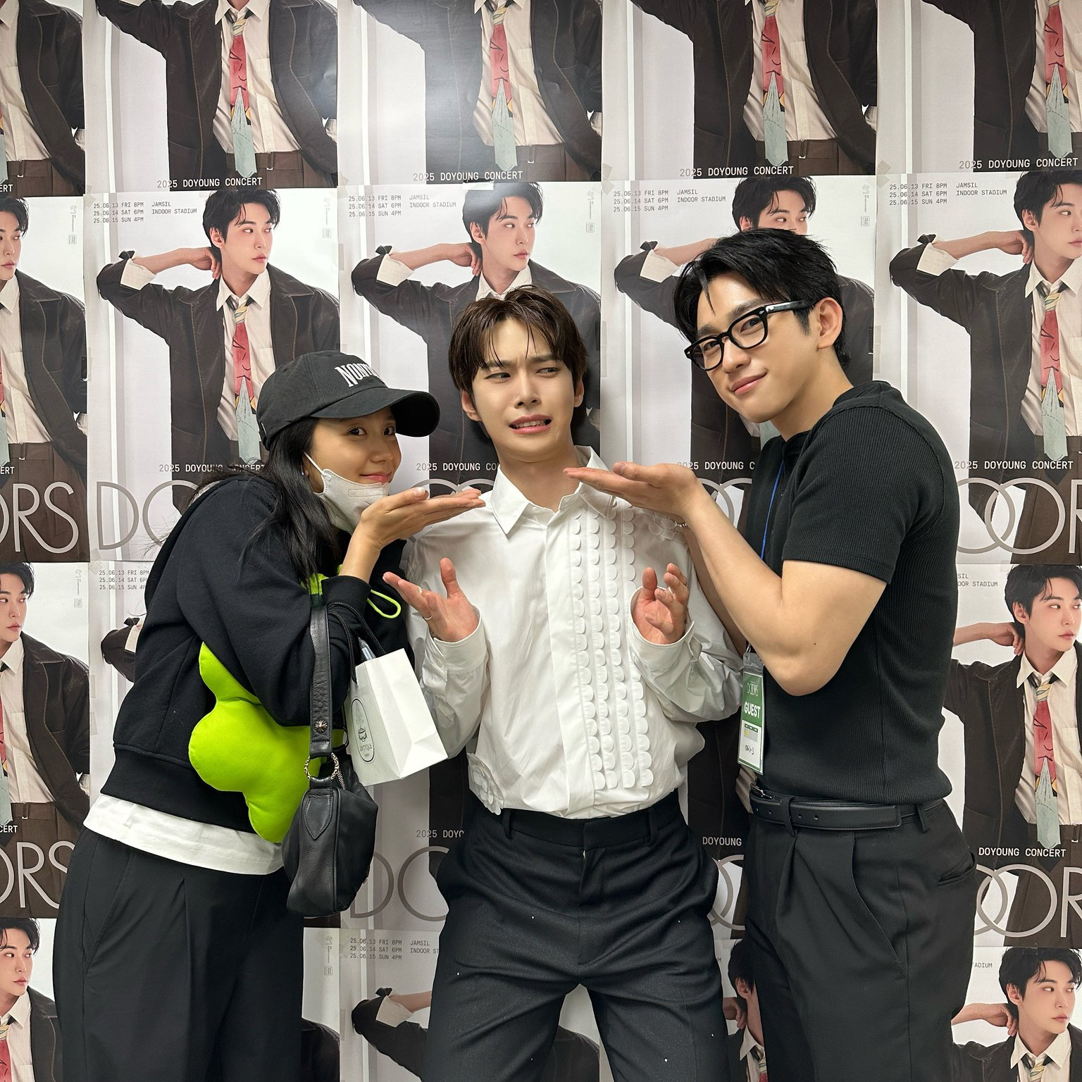A moment captured by Jisoo (BLACKPINK)'s fan