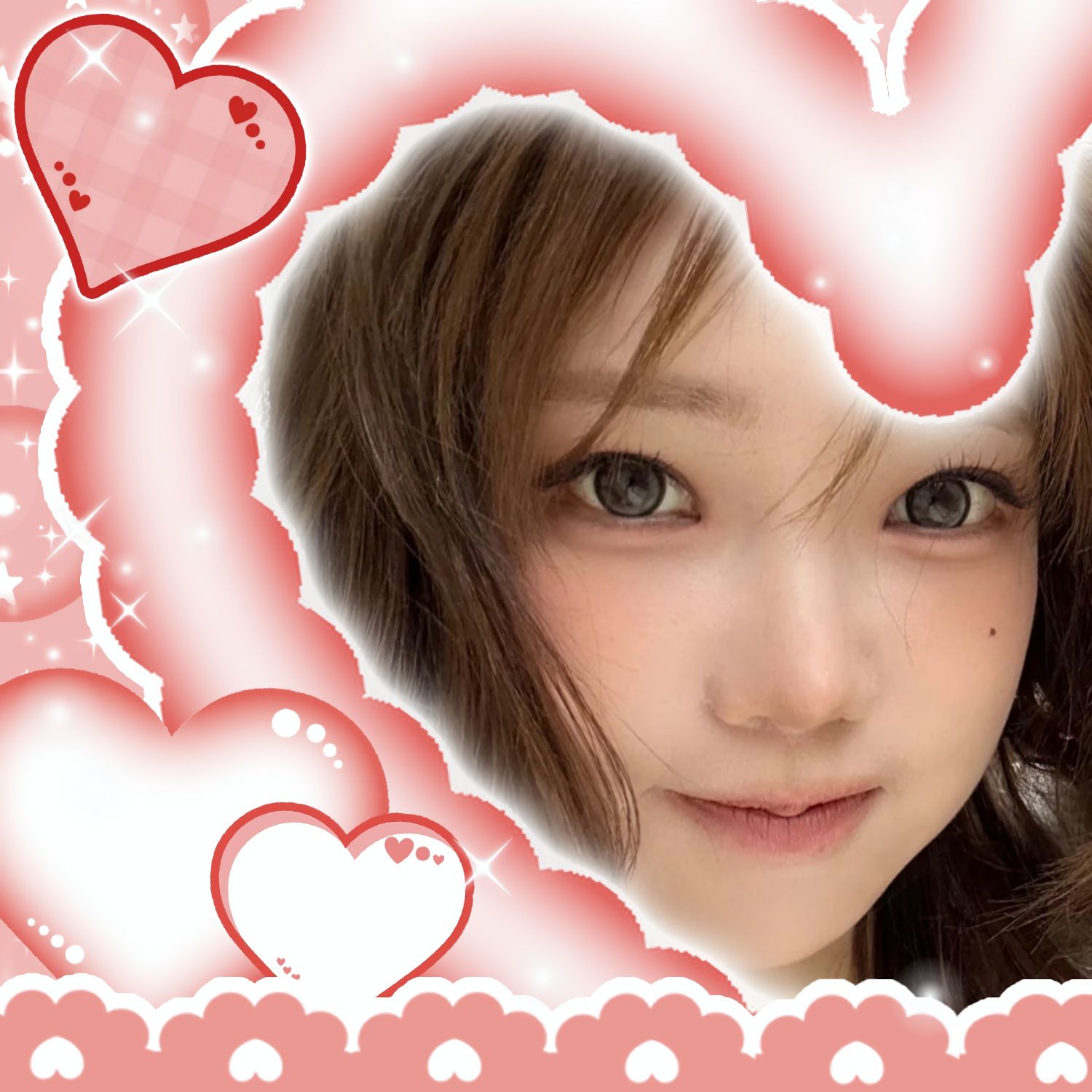 A moment captured by Magenta (QWER)'s fan