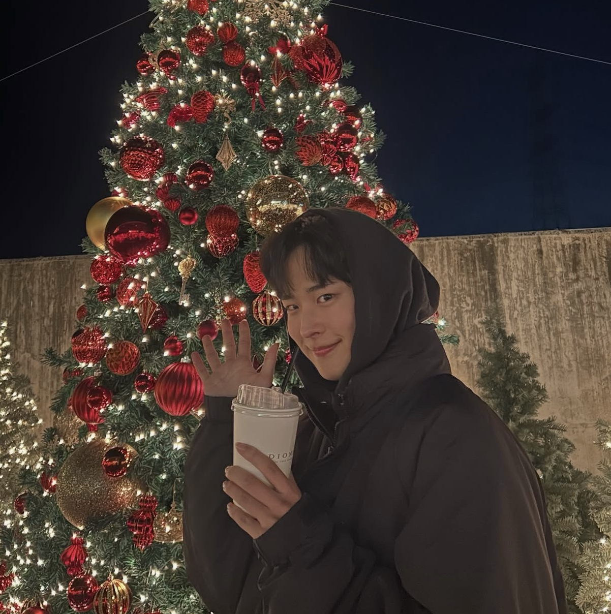 Latest photo of Choi Byungchan