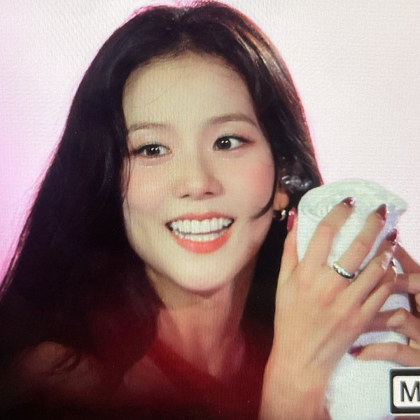 智秀 (BLACKPINK)的幕後花絮
