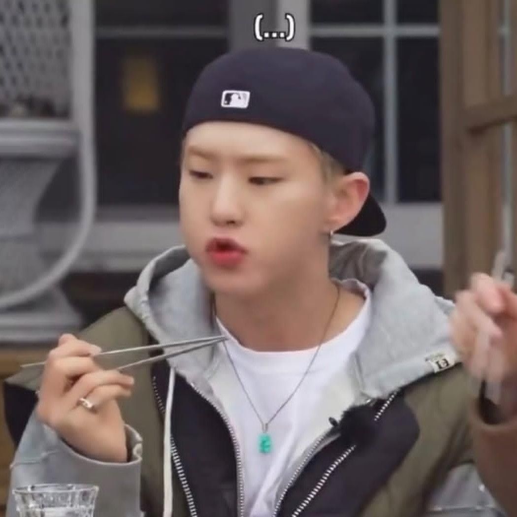 Behind-the-scenes cut of SEVENTEEN