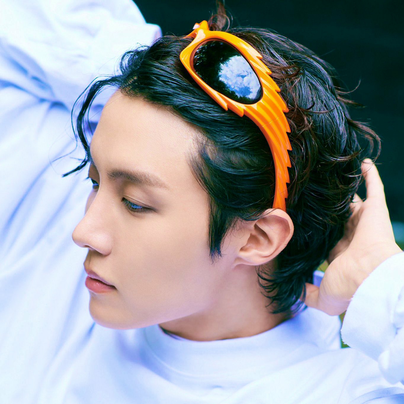 Foto aktivitas terbaru j-hope (BTS)