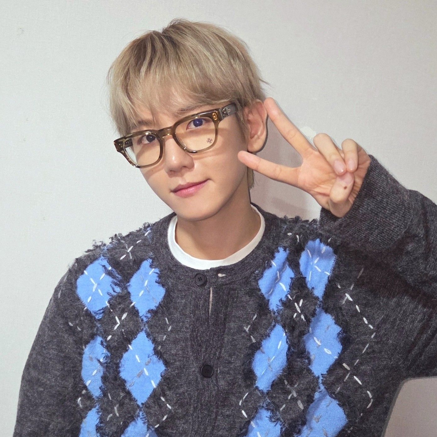 백현 (EXO)의 최신 사진