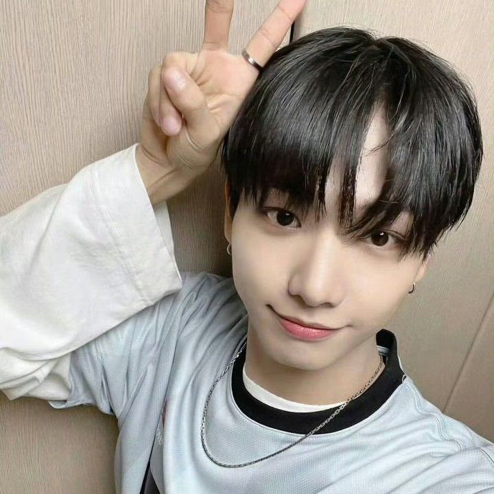 Latest photo of Myeong Jaehyun (BOYNEXTDOOR)