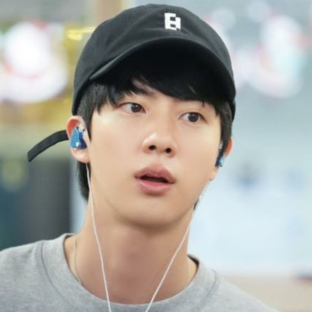 Potret di balik layar Jin (BTS)