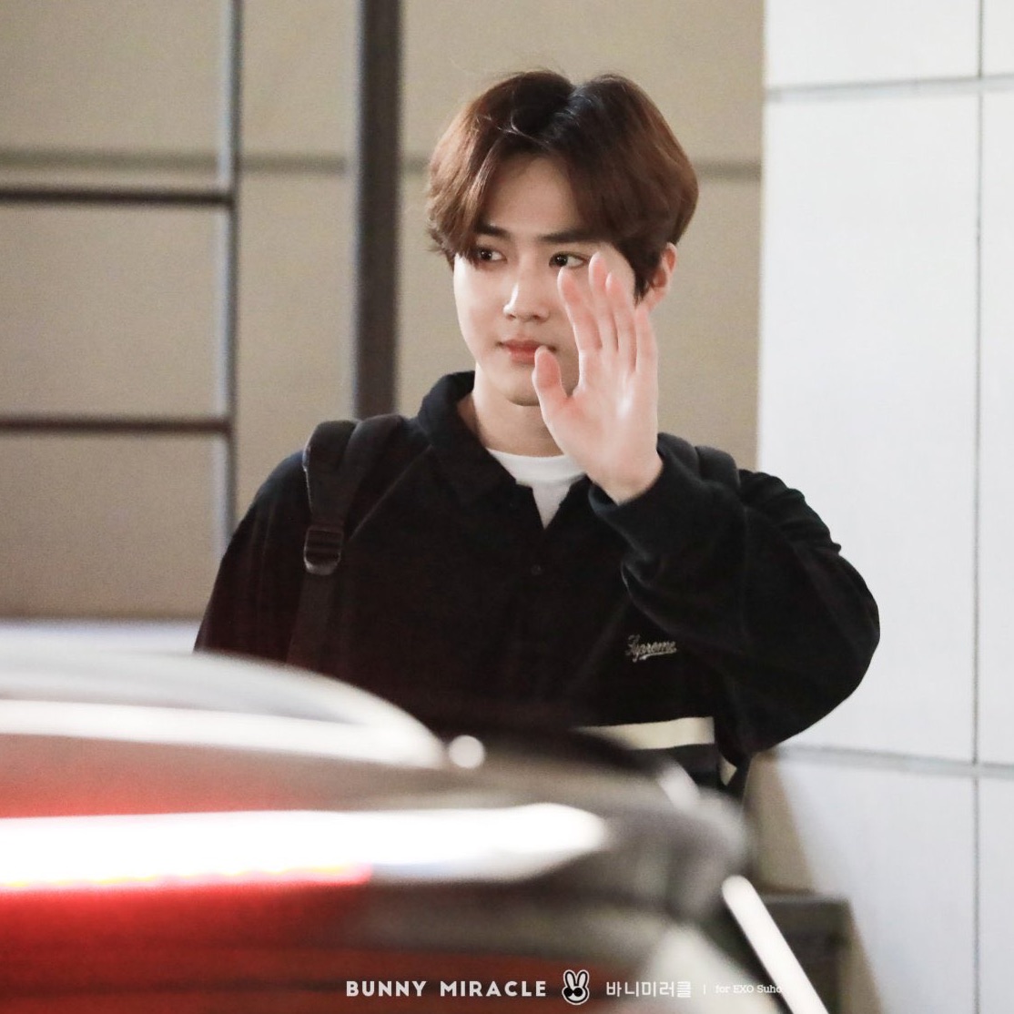 Suho (EXO)粉絲拍下的瞬間