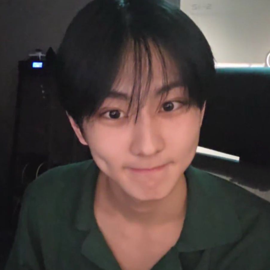 Recent activity shot of Jungwon (ENHYPEN)